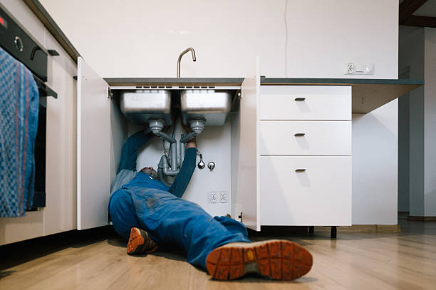 Professional Emergency Plumber technician working in Monmouth Beach, NJ